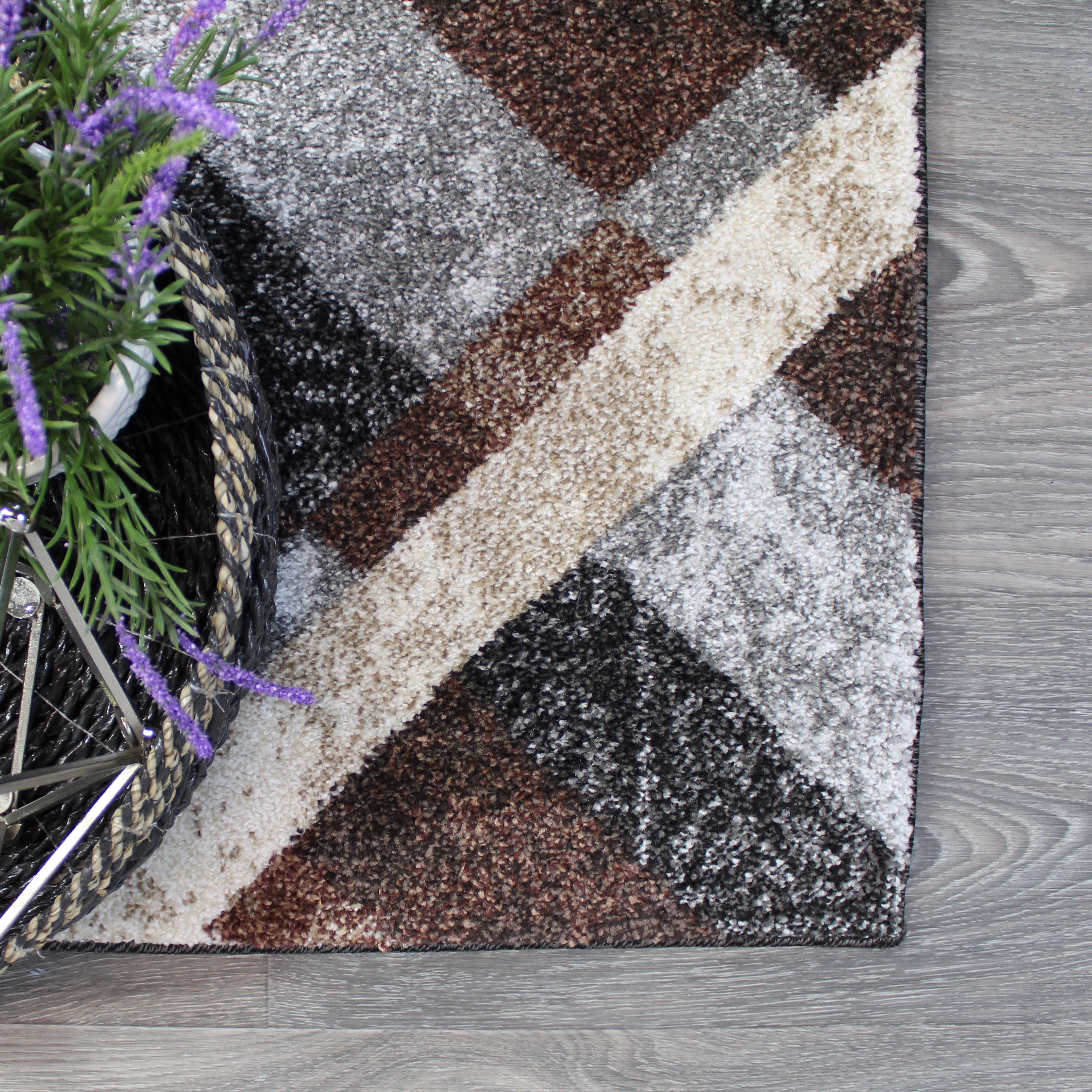 natural geo jasmine modern diamond abstract black/brown area rug natural geo jasmine modern diamond abstract black/brown area rug